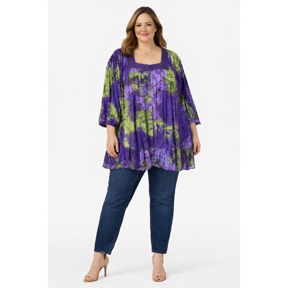Maggie Barnes 4X Plus Purple Green Floral Pleated Crochet Trim Blouse Top Boho
